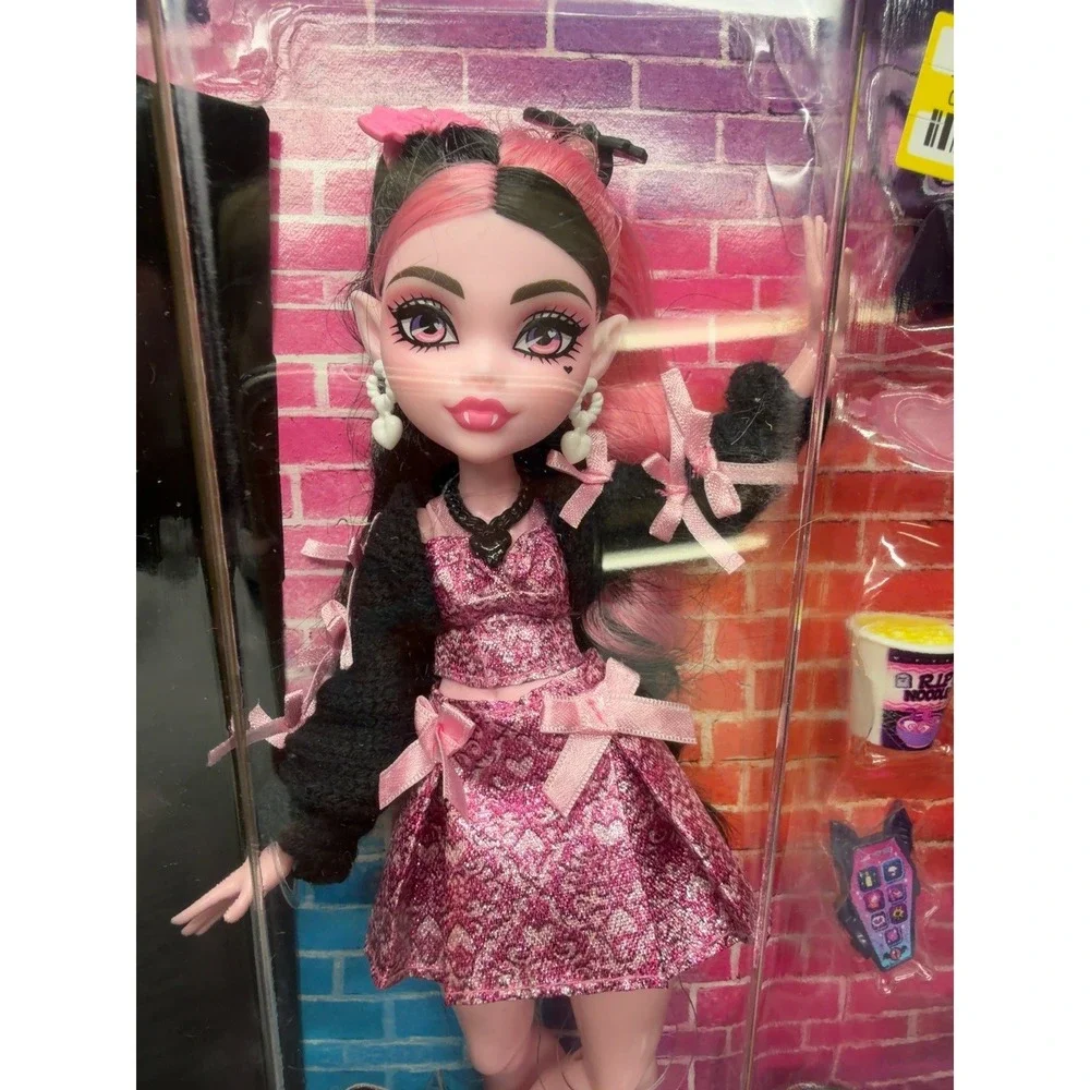 Monster High Draculaura Doll Count Fabulous Pet Accessories Mattel New in Box